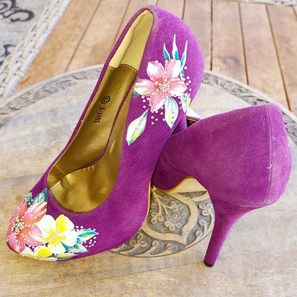 Women's Classy Pumps with Stunning Hidden Platform Heel Sz 7.5 CR Collection
